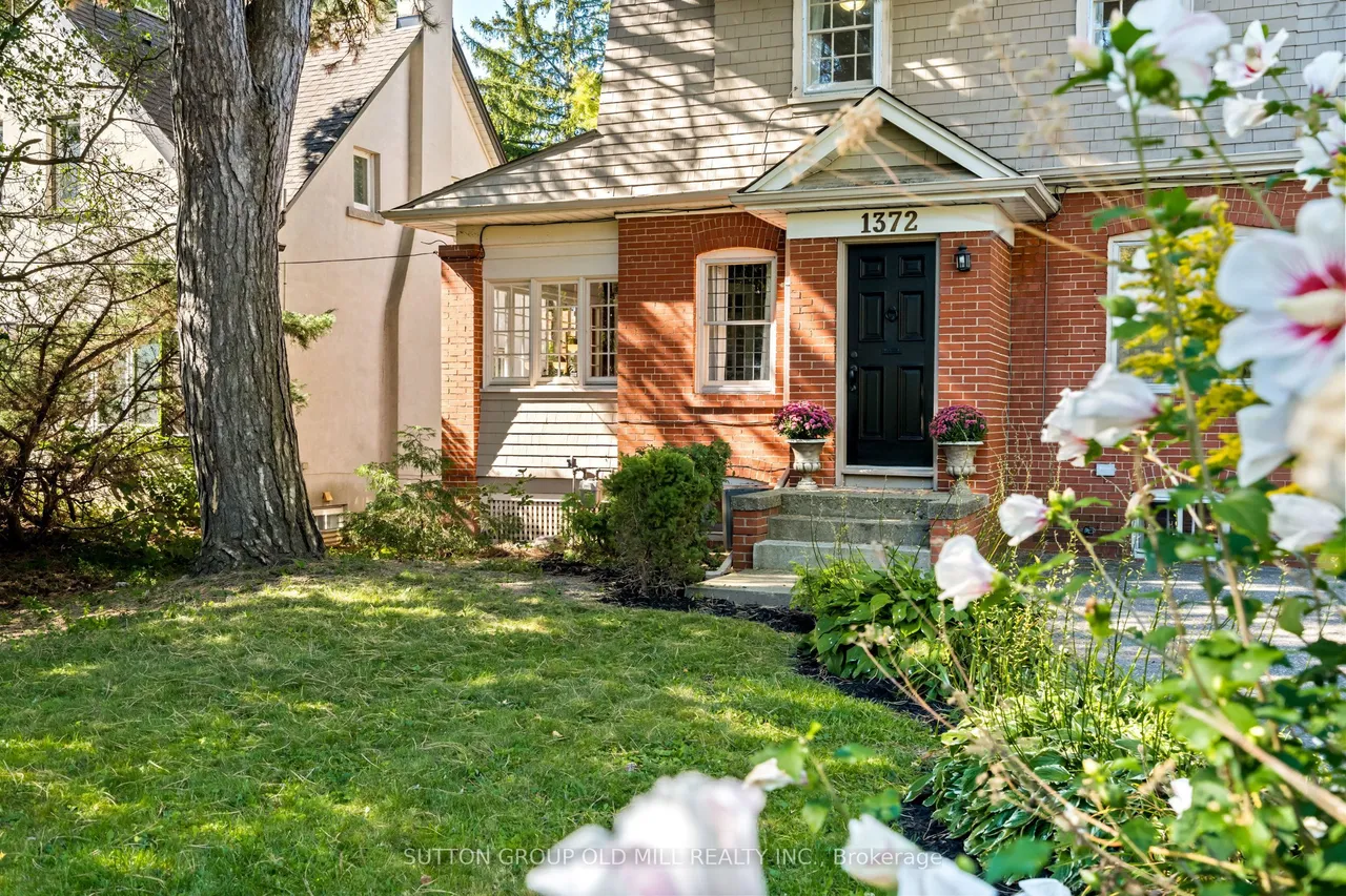 1372 Islington Avenue — photo 3