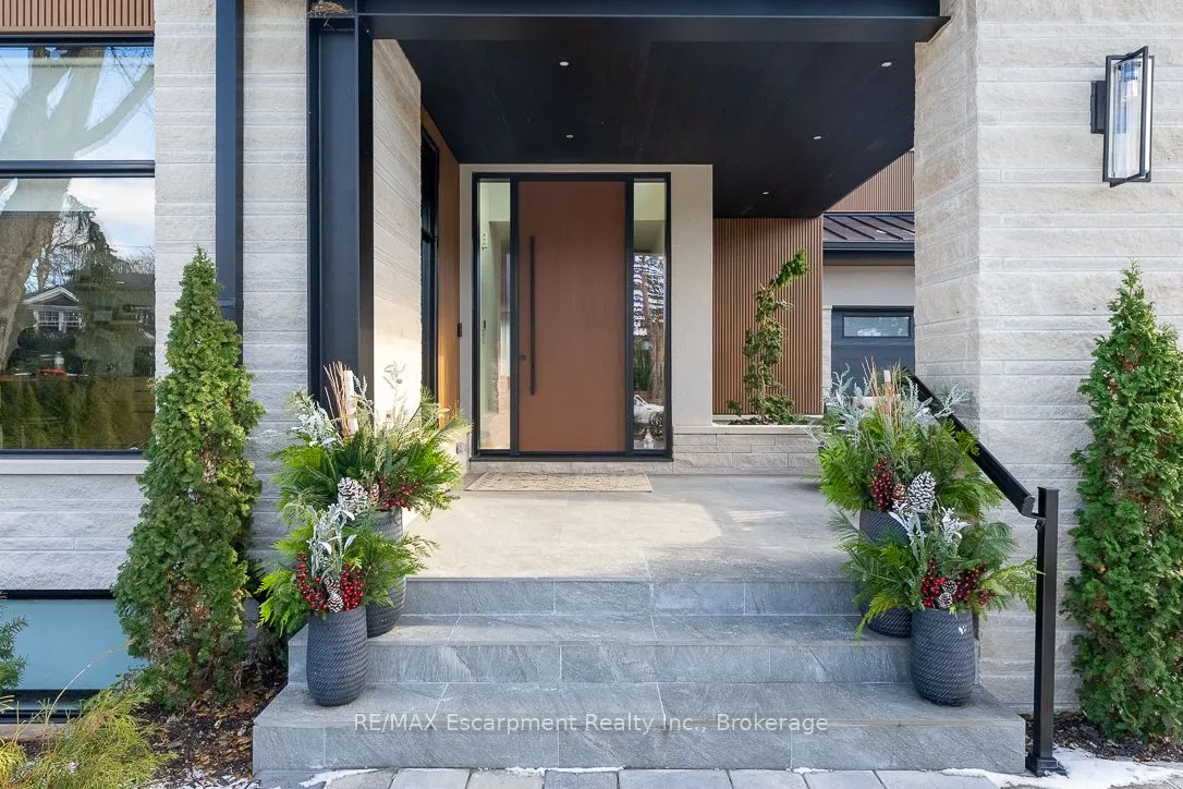 540 Patricia Drive — photo 3