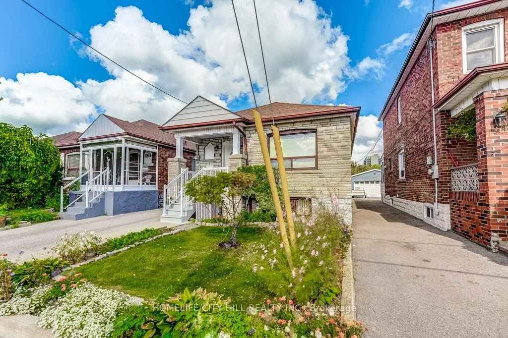 118 Lambton Avenue — photo 3