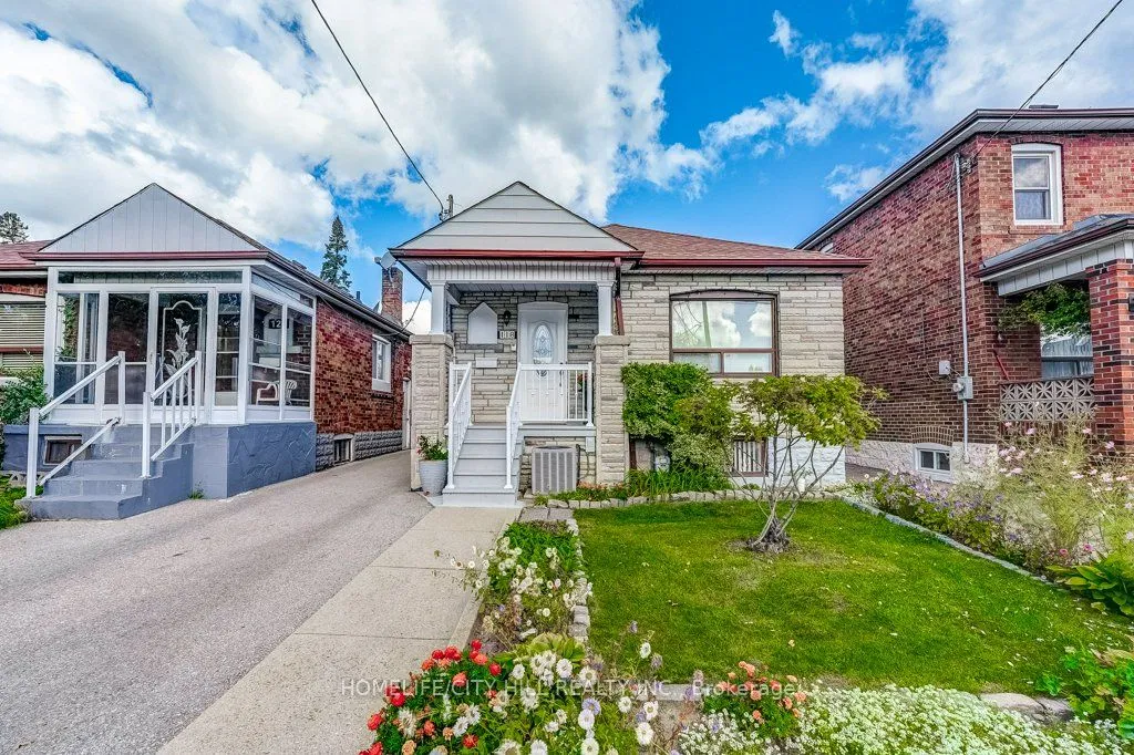 118 Lambton Avenue