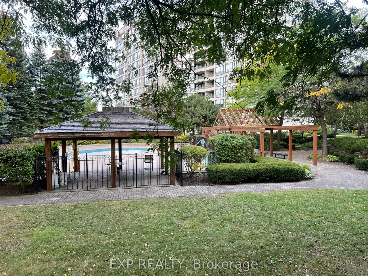 10 Laurelcrest Street, Unit 412 — photo 38