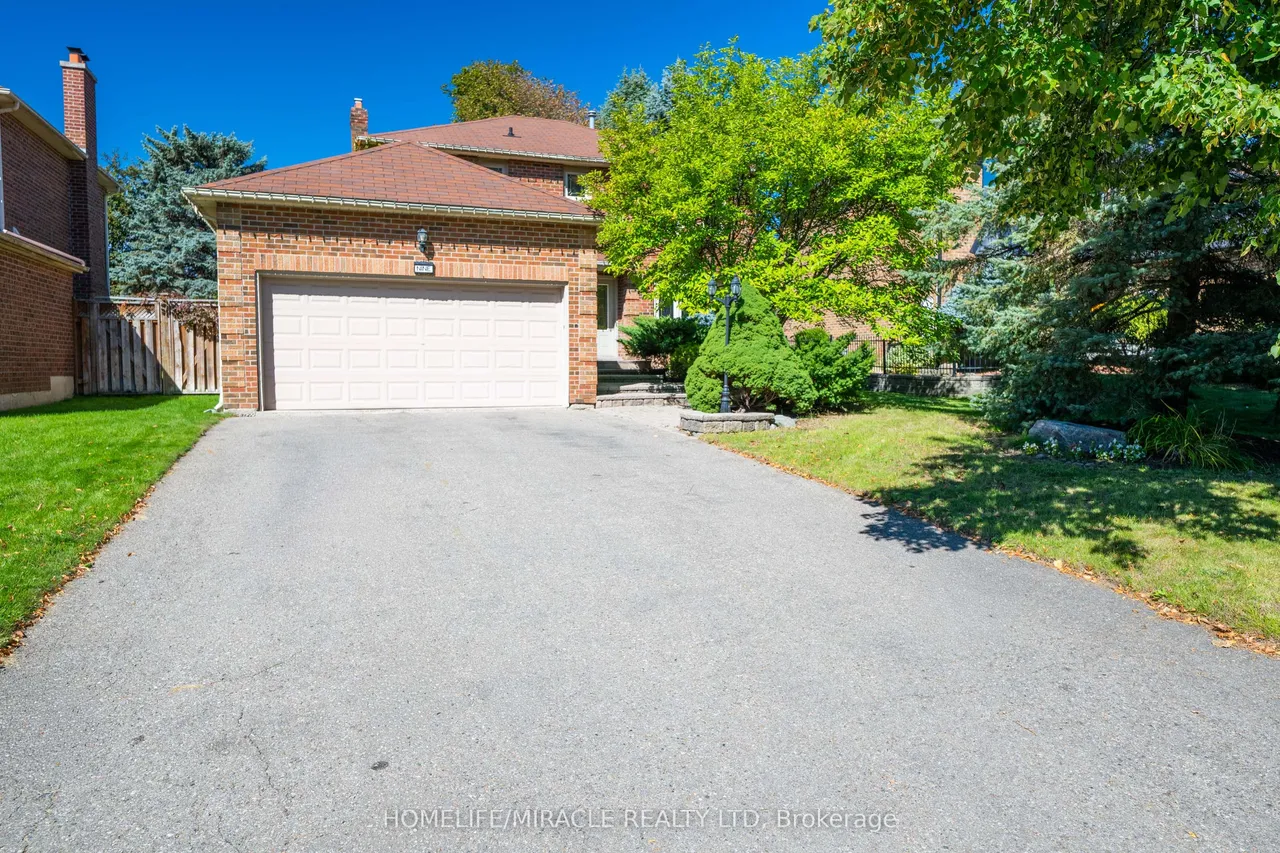 9 Iris Crescent — photo 2