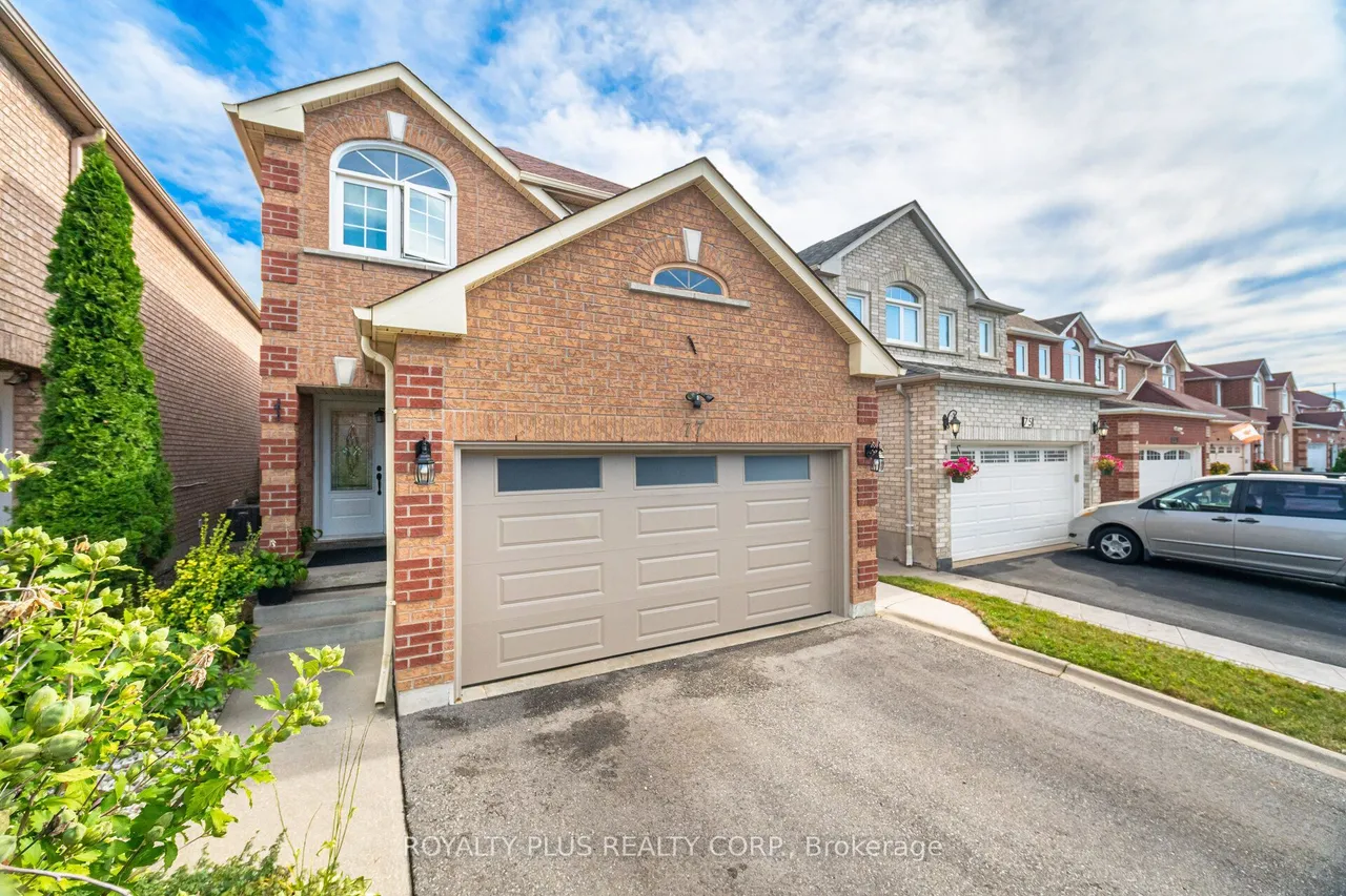 77 Arthurs Crescent — photo 3