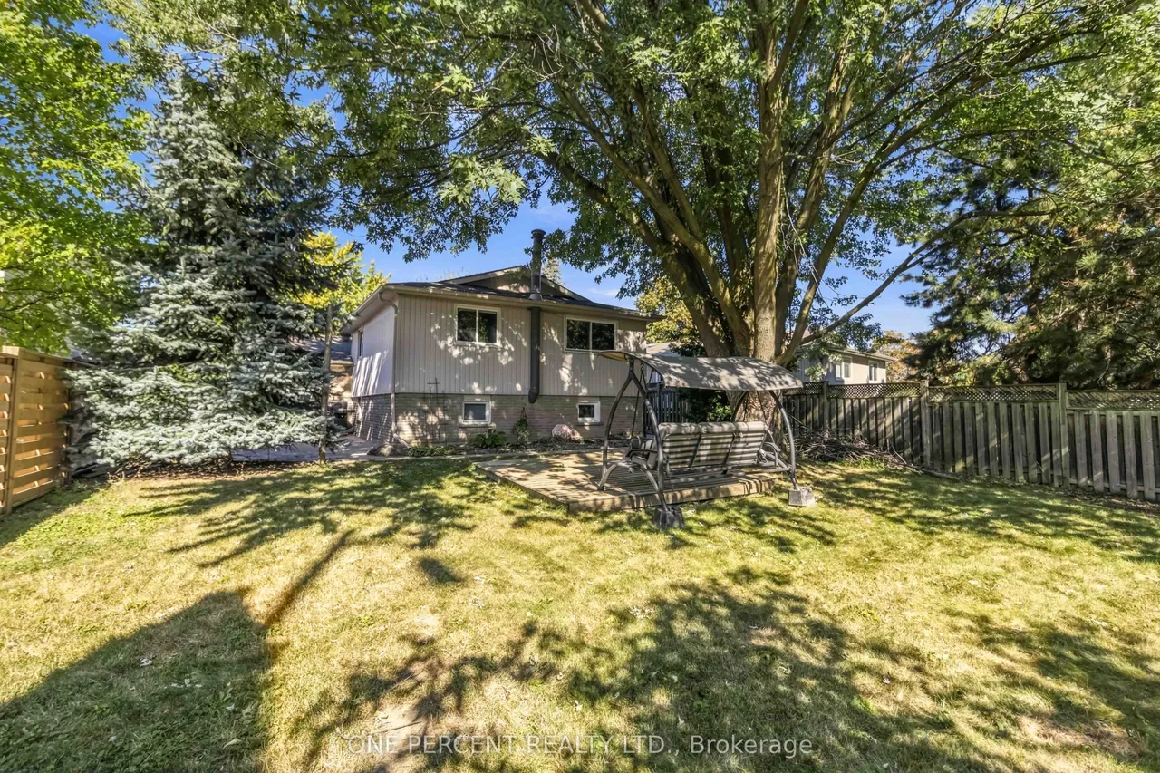 6099 Starfield Crescent — photo 30
