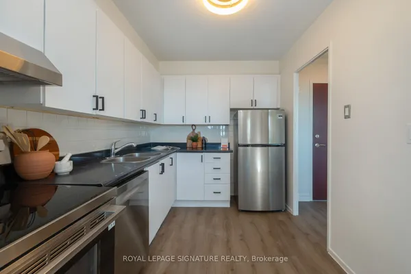 360 Ridelle Avenue, Unit 1607 — photo 2