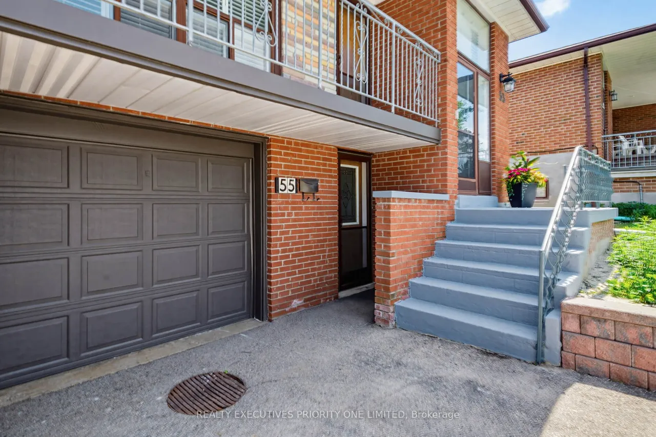 55 Picaro Drive — photo 2