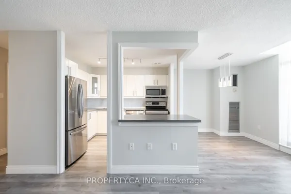 355 Rathburn Road E, Unit 1204 — photo 2