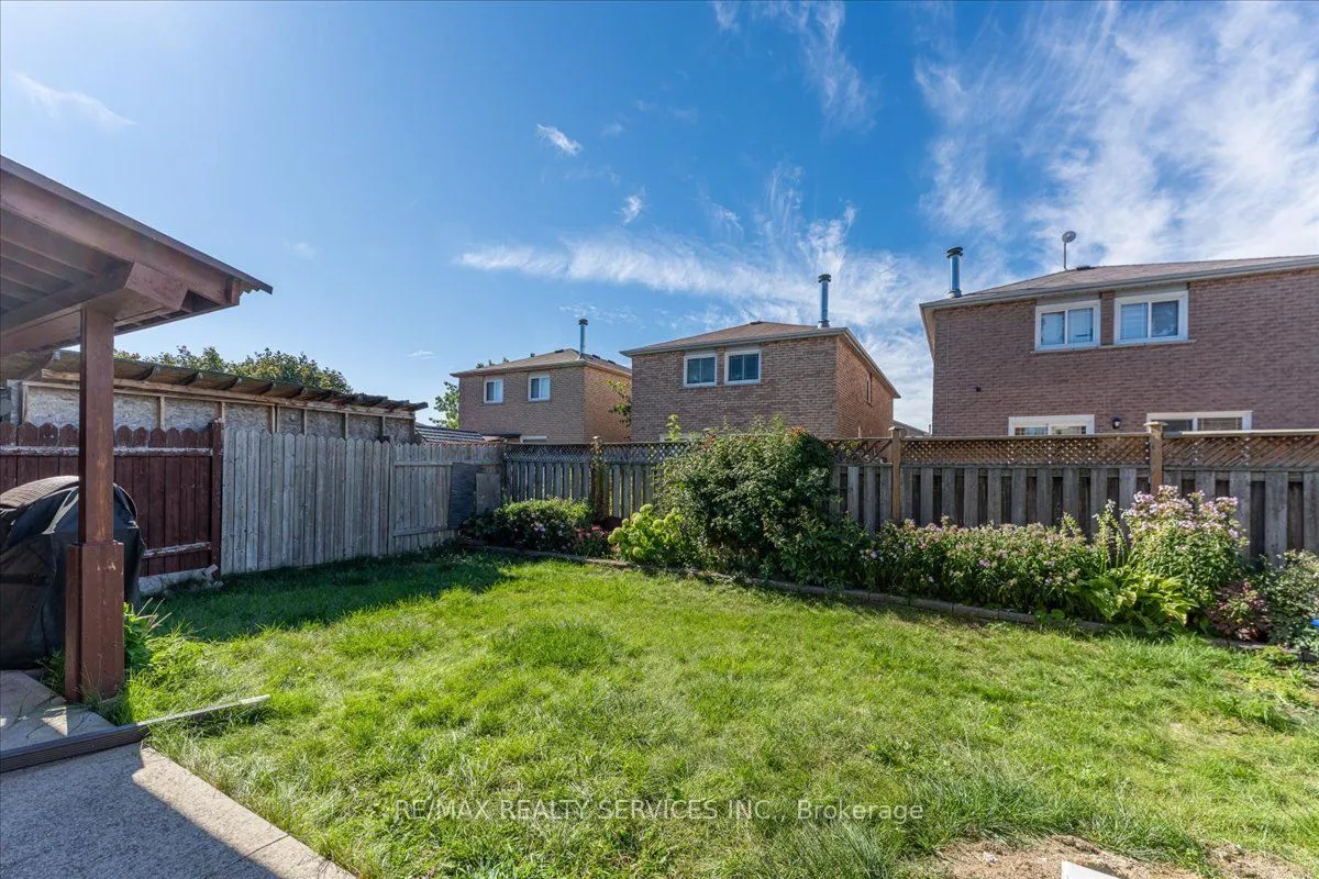 7 Duggan Drive — photo 47