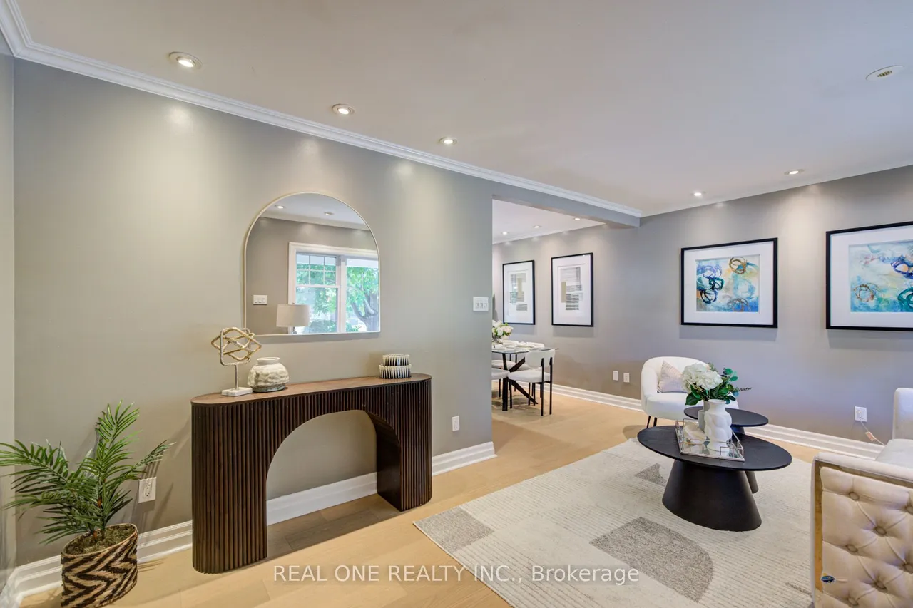 1099 Kent Avenue — photo 3