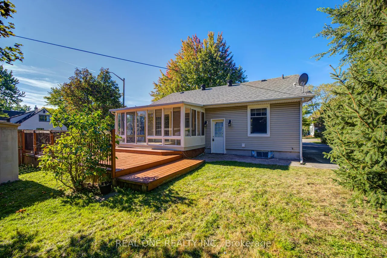 1099 Kent Avenue — photo 48