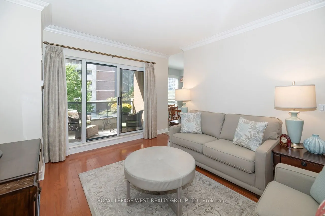 1 Lomond Drive, Unit 302 — photo 2