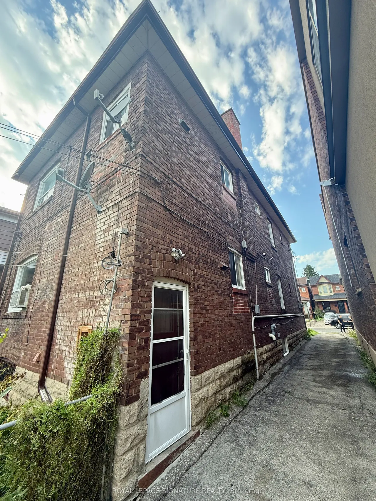 83 Ashburnham Road — photo 10