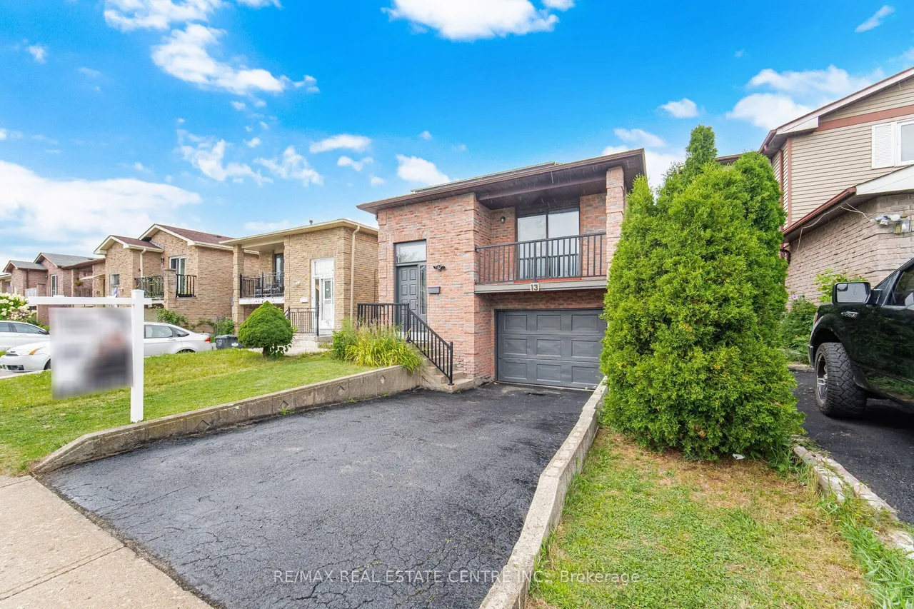 13 Dafoe Crescent — photo 3