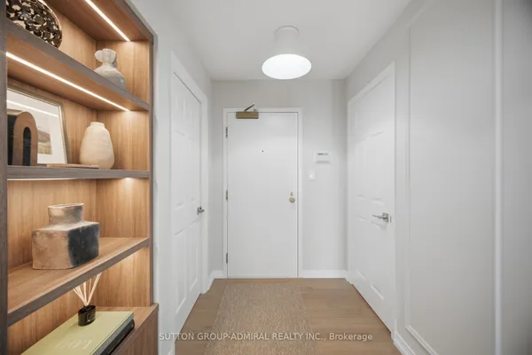 1 Aberfoyle Crescent, Unit 411 — photo 2