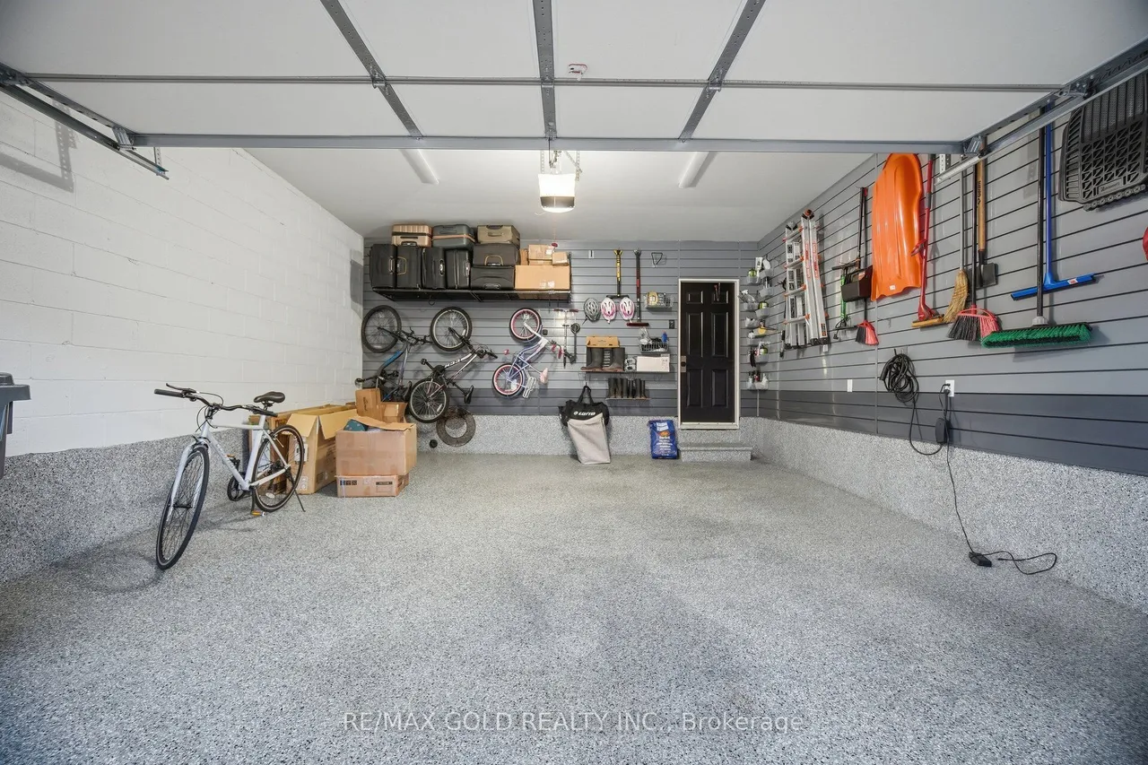 3142 Eclipse Avenue — photo 50