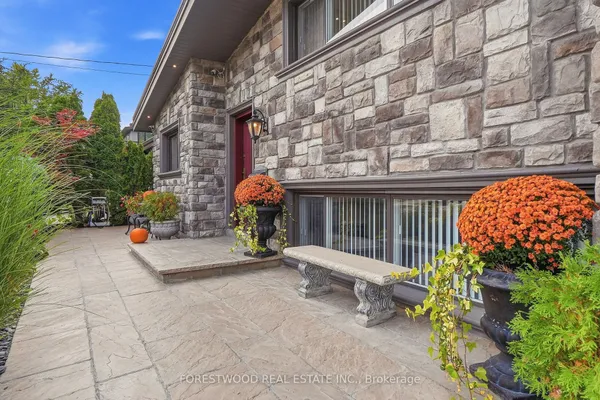 1063 Flagship Drive — photo 2