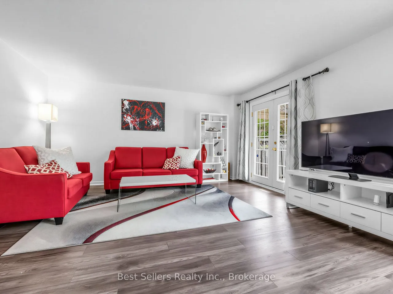 234 Lech Walesa Drive — photo 3