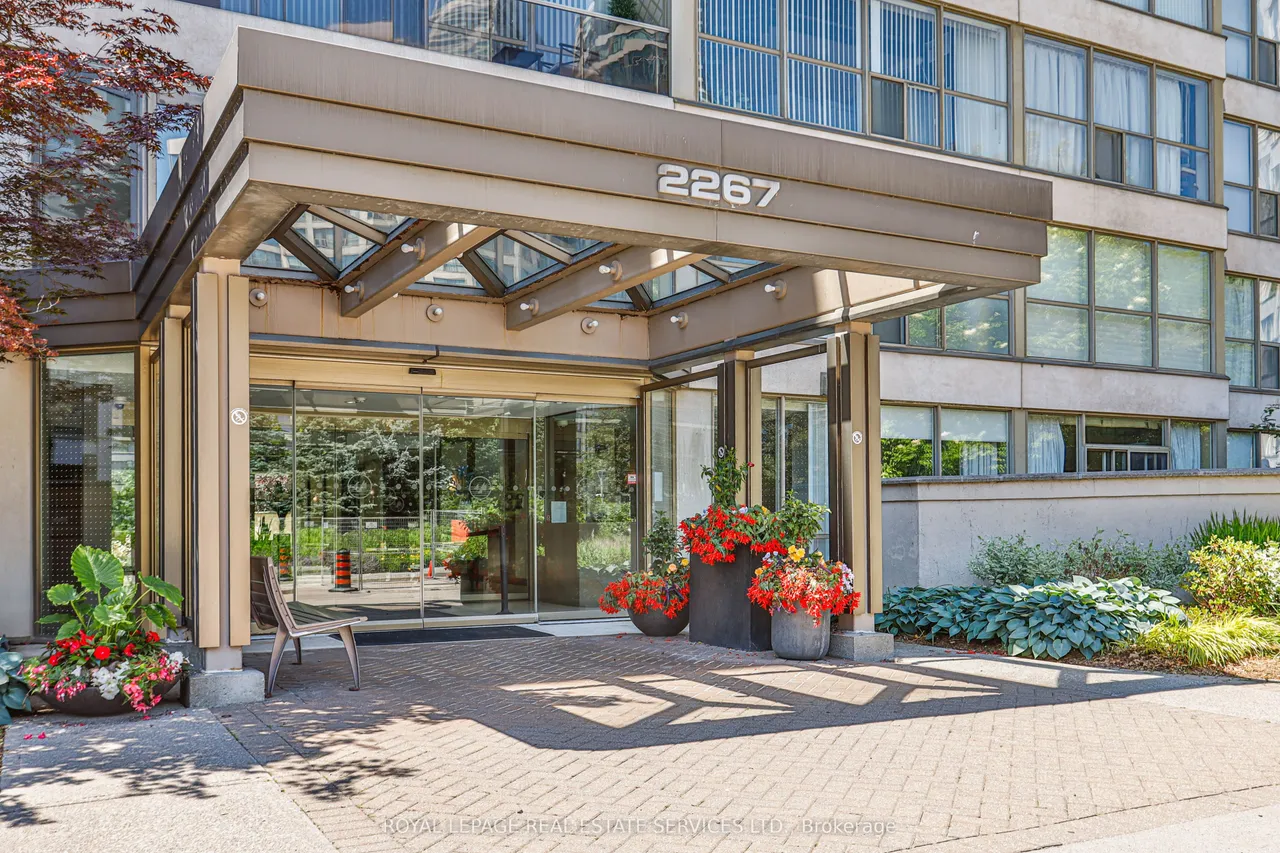 2267 Lake Shore Boulevard W, Unit 1304