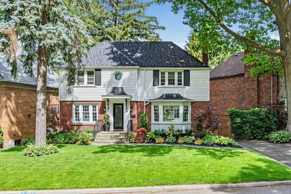 4 Brule Crescent