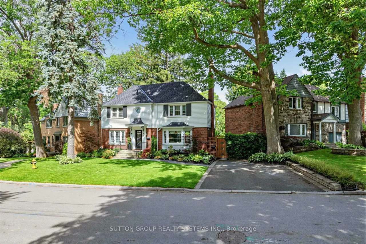 4 Brule Crescent — photo 2