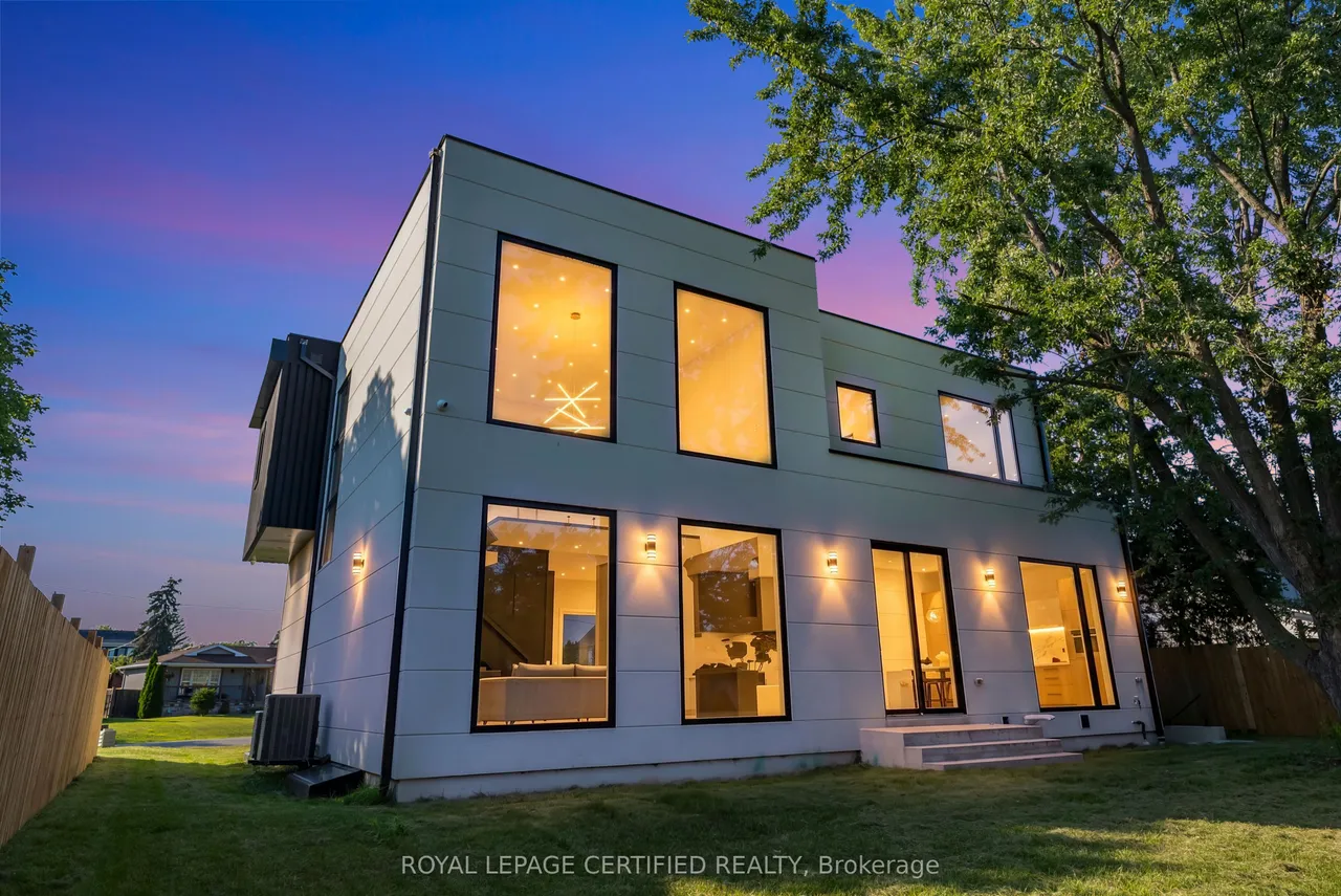 1374 Tansley Drive — photo 49