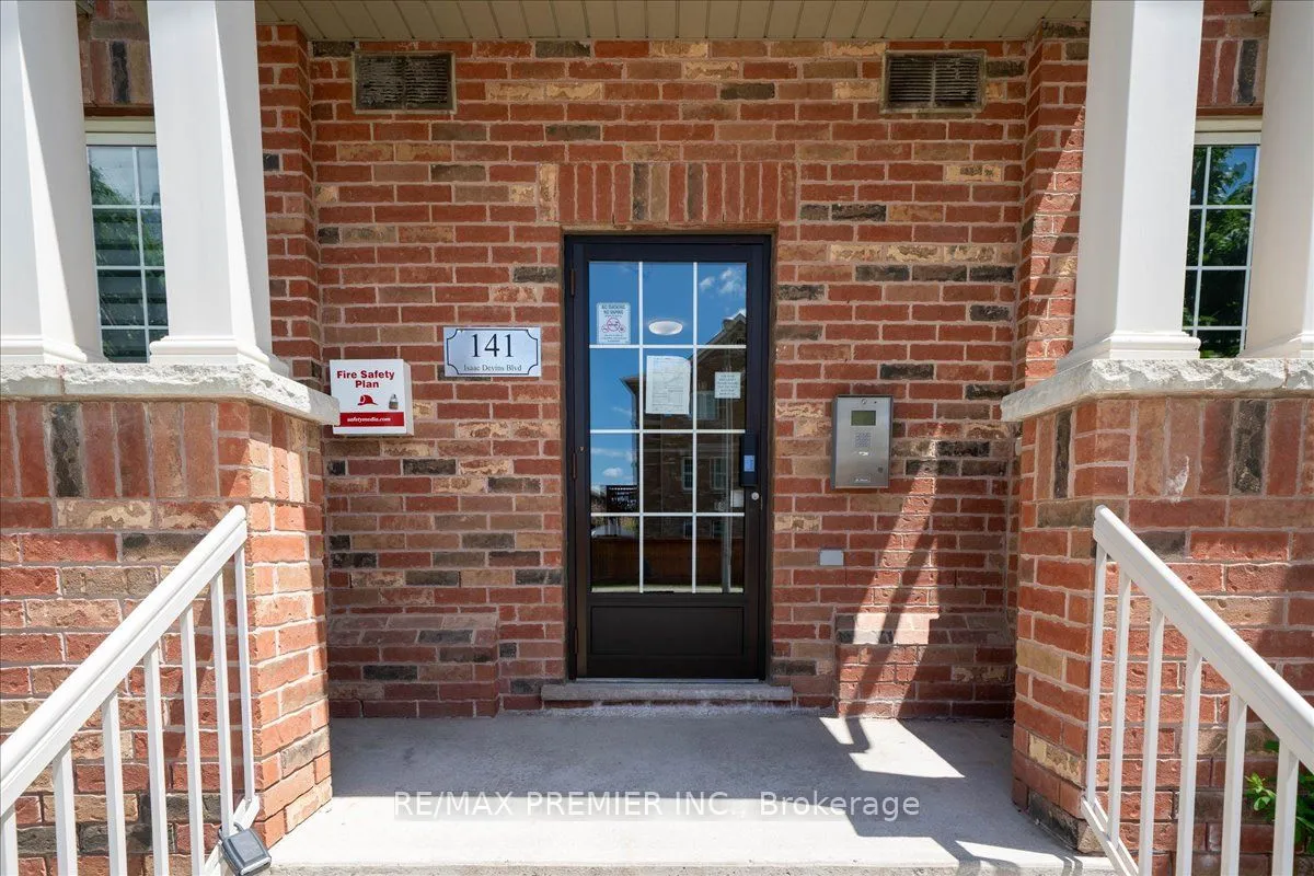 141 Isaac Devins Boulevard, Unit 8 — photo 2