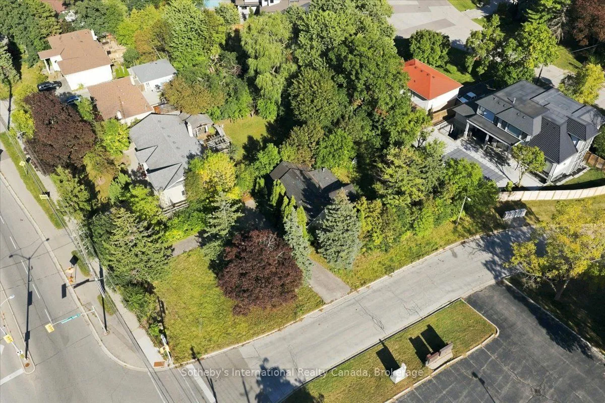 1428 Rebecca Street — photo 2