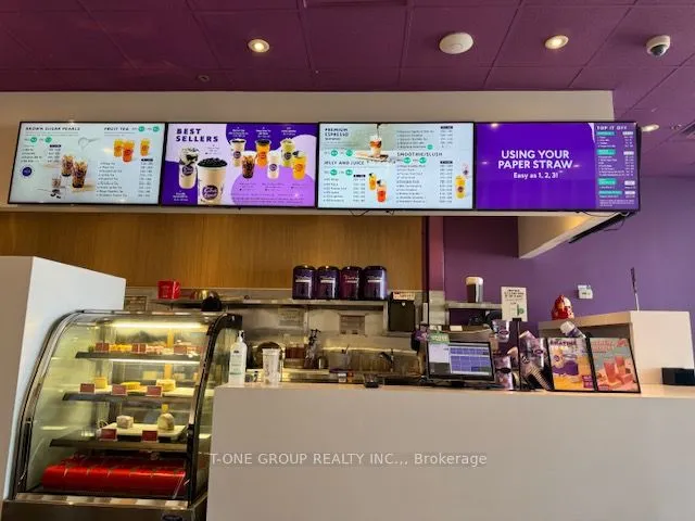 720 Burnhamthorpe Road W, Unit 31 — photo 5