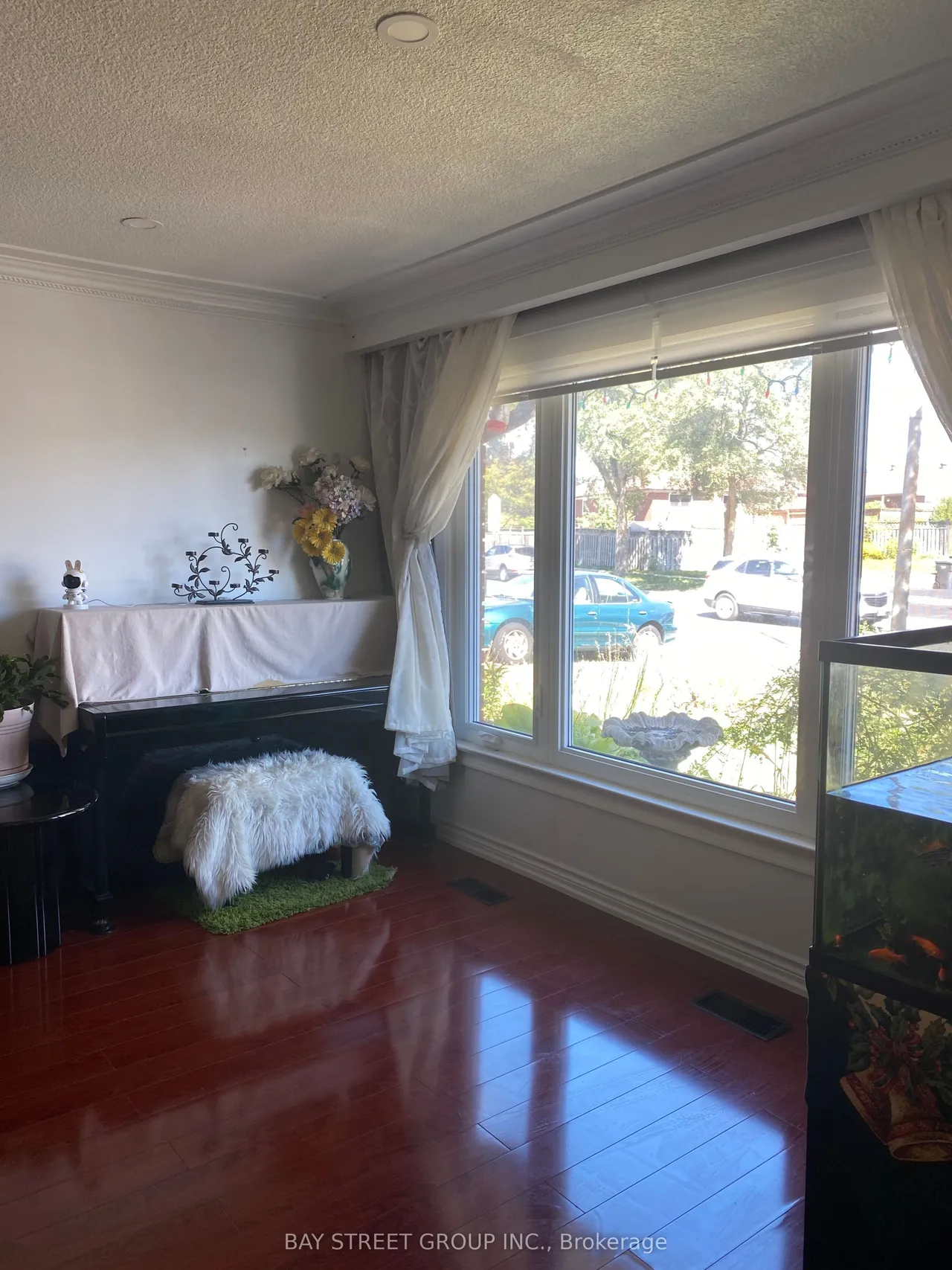 3412 Ellengale Drive — photo 3