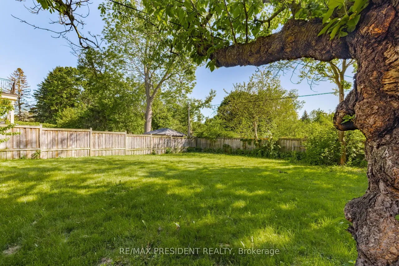 2420 Edenhurst Drive — photo 50
