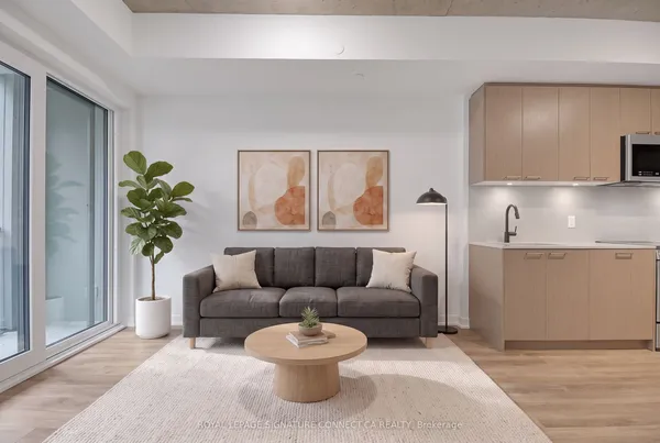 1808 St Clair Avenue, Unit 410 — photo 2