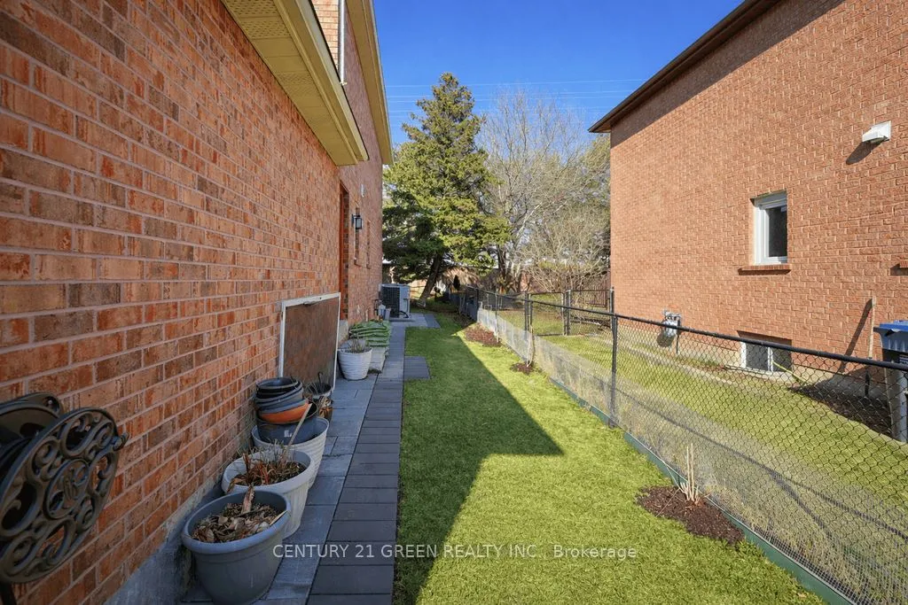 4635 Beaufort Terrace — photo 42