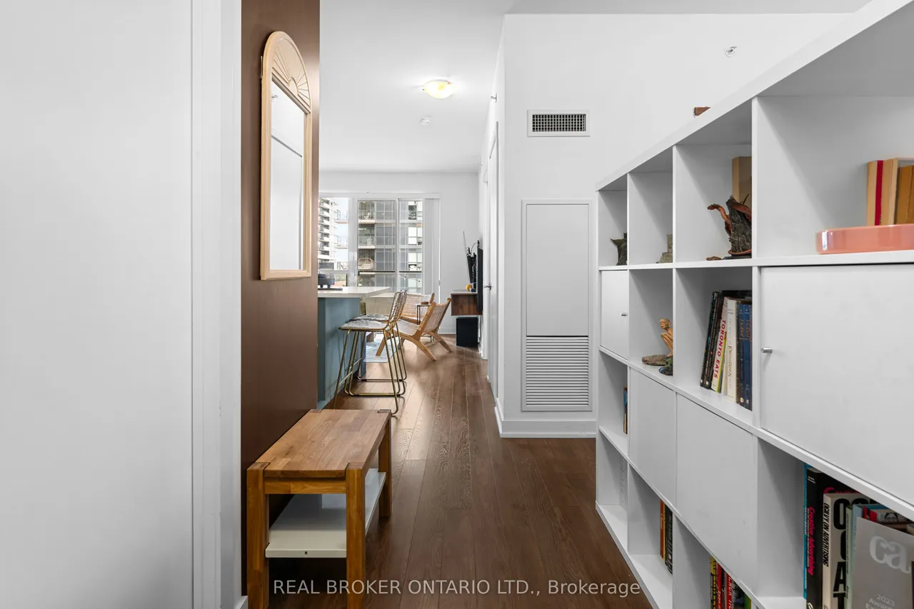 10 Park Lawn Road, Unit 405 — photo 3