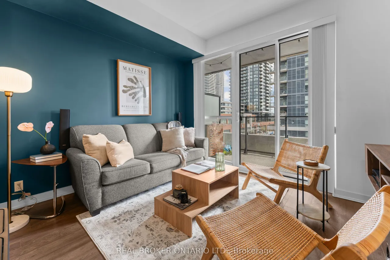 10 Park Lawn Road, Unit 405