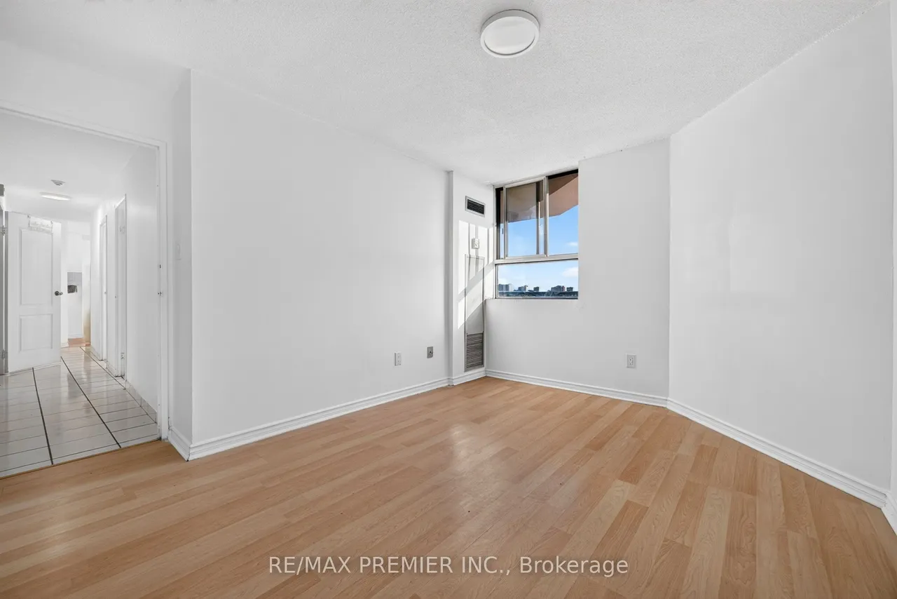 234 Albion Road, Unit 1205 — photo 3