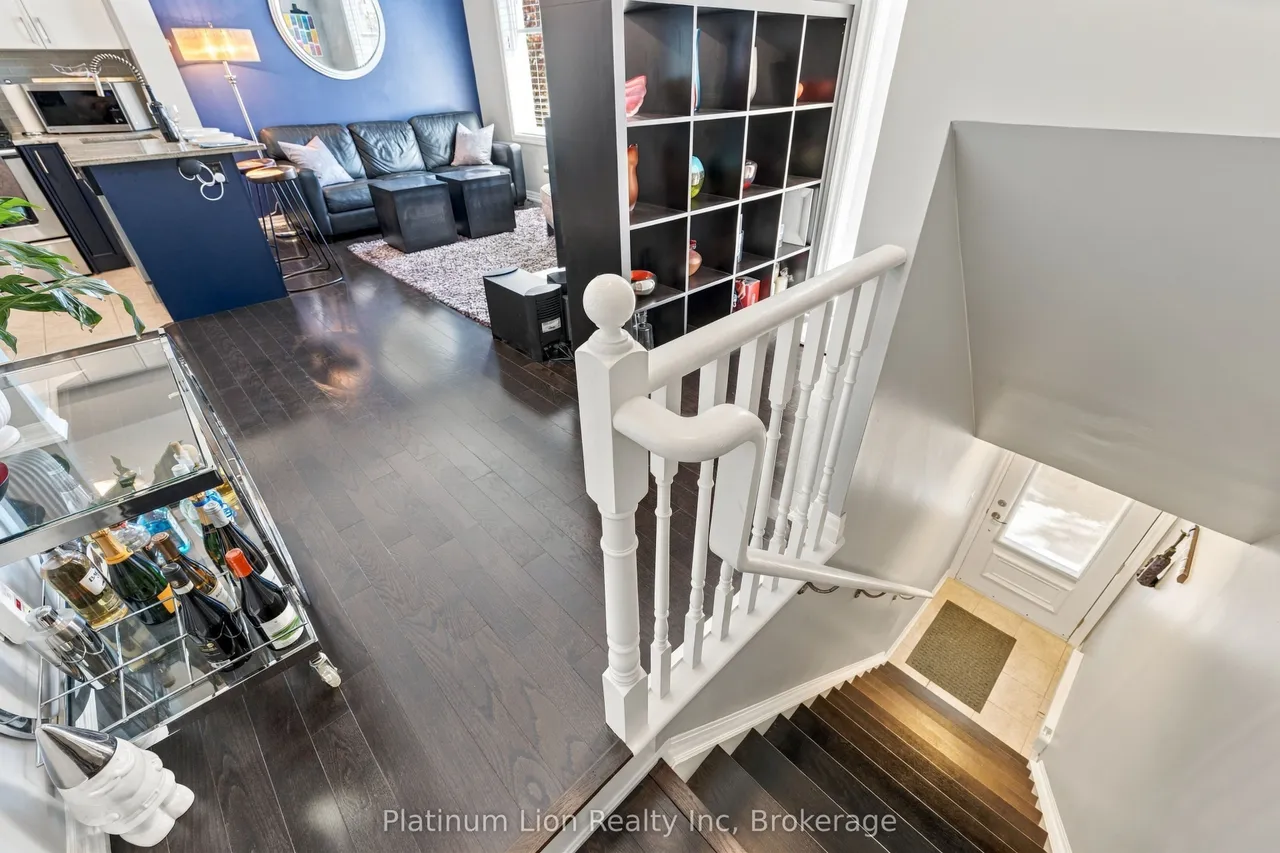 1437 Lakeshore Road, Unit 201 — photo 3
