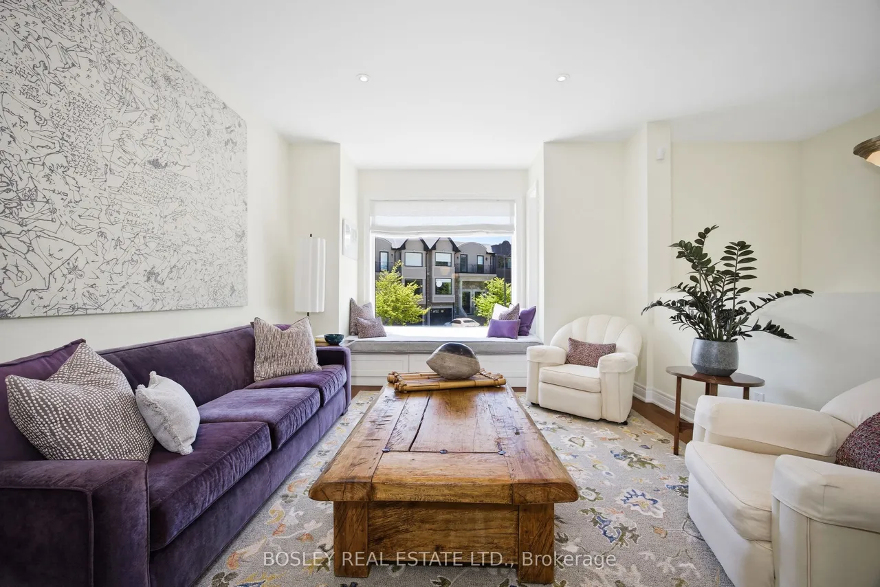 17 Matthew Court — photo 2