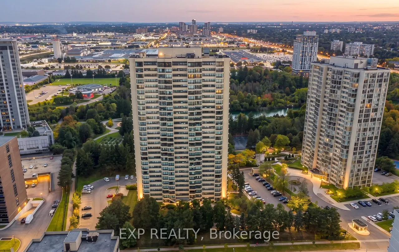 8 Lisa Street E, Unit 1506