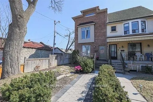 3 Armstrong Avenue — photo 2