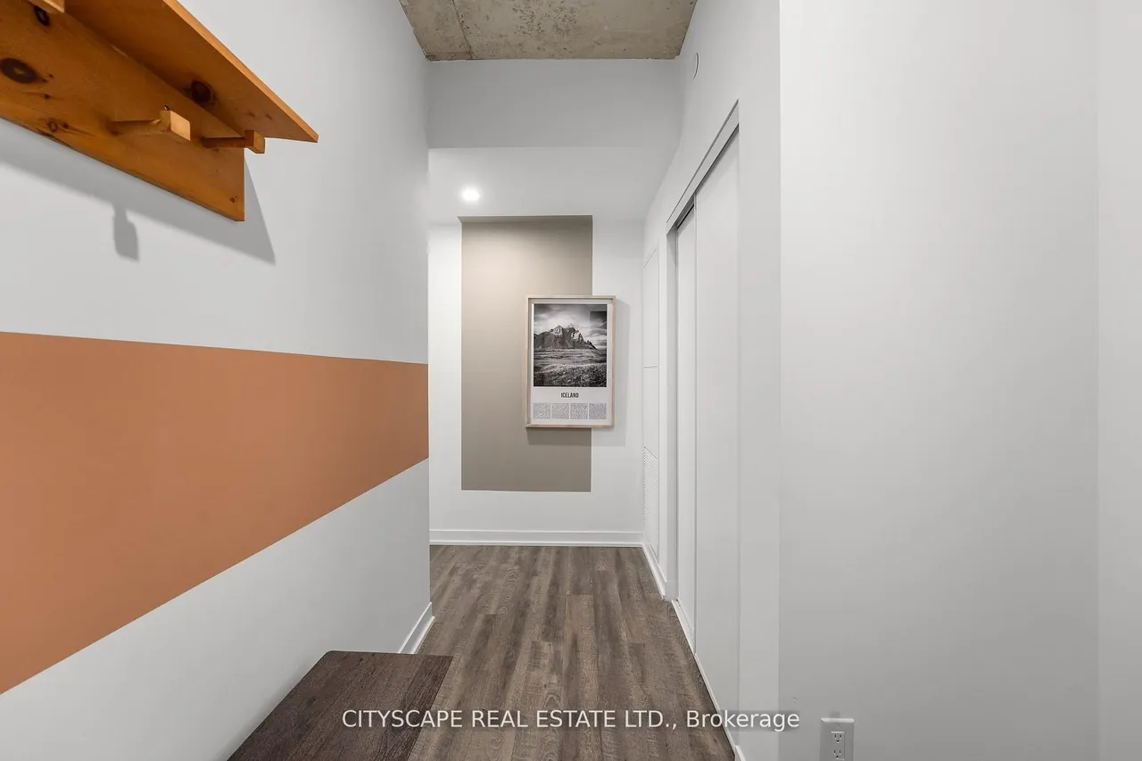 1808 St. Clair Avenue W, Unit 1010 — photo 3