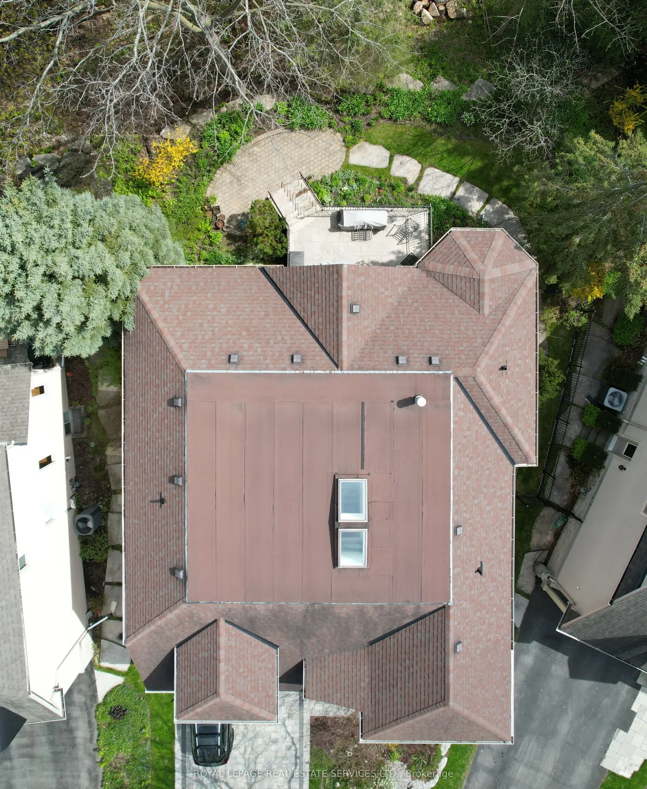 1726 The Pines — photo 3