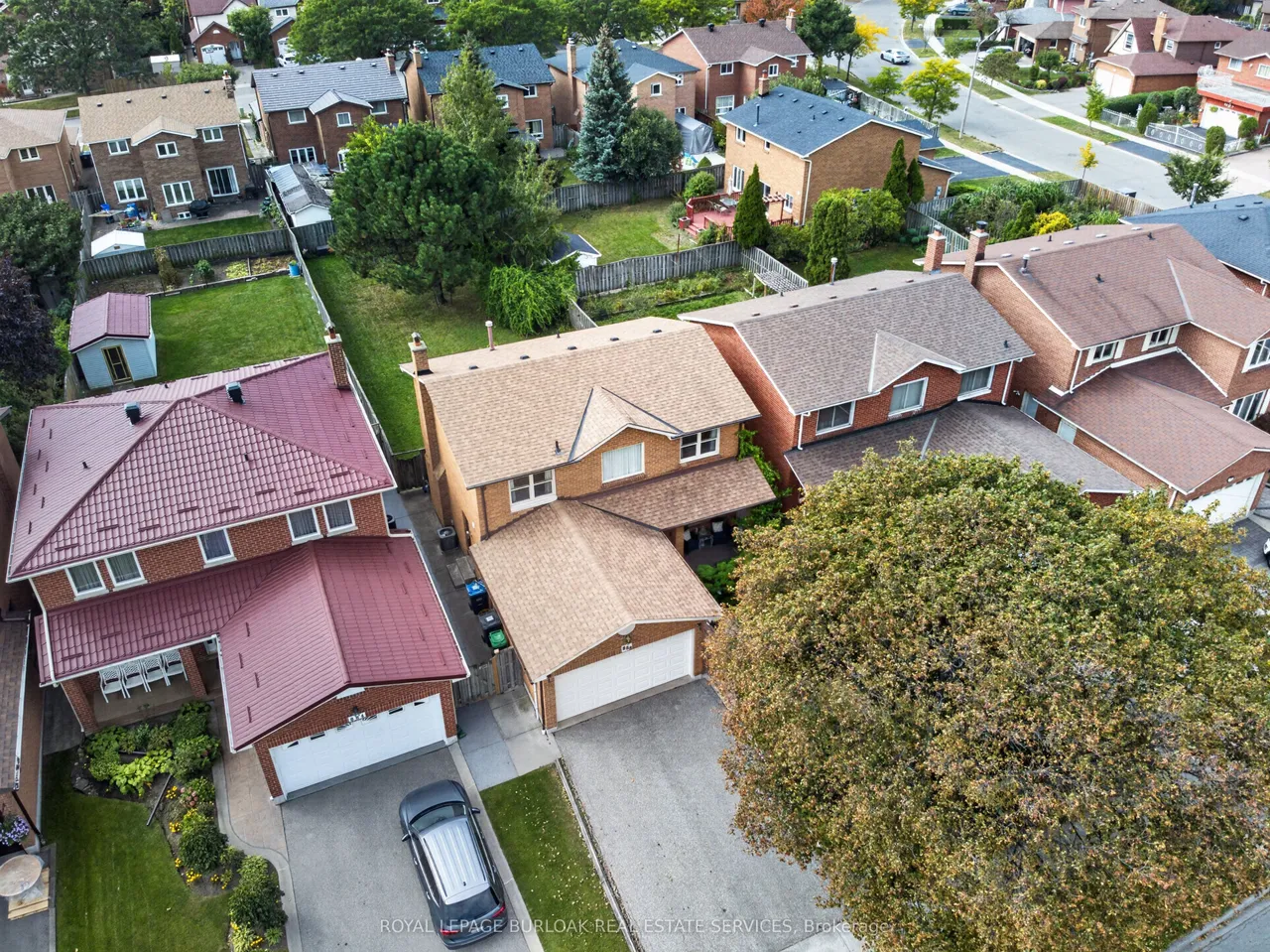 888 Messenger Meadow Drive — photo 3