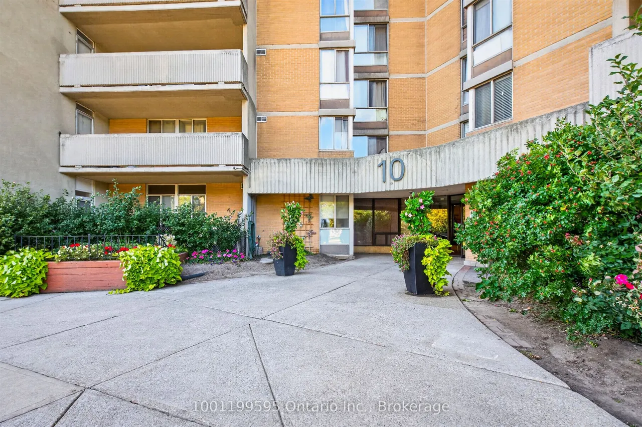 10 Martha Eaton Way, Unit 1211 — photo 34