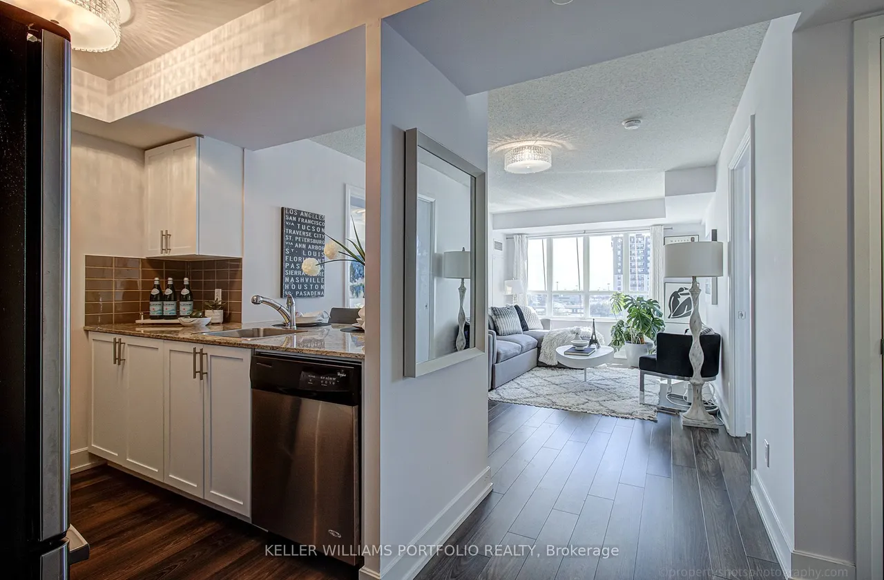 6 Eva Road, Unit 706 — photo 3