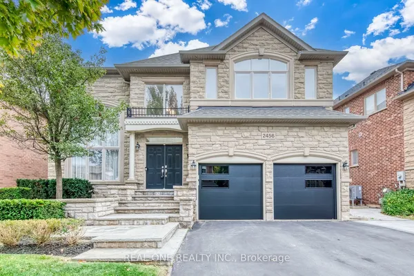 2456 Bon Echo Drive