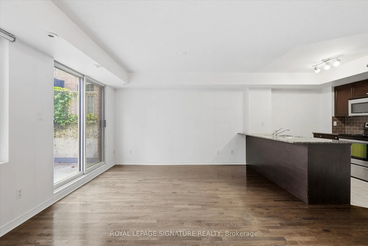 5 Elsie Lane, Unit TH135 — photo 3