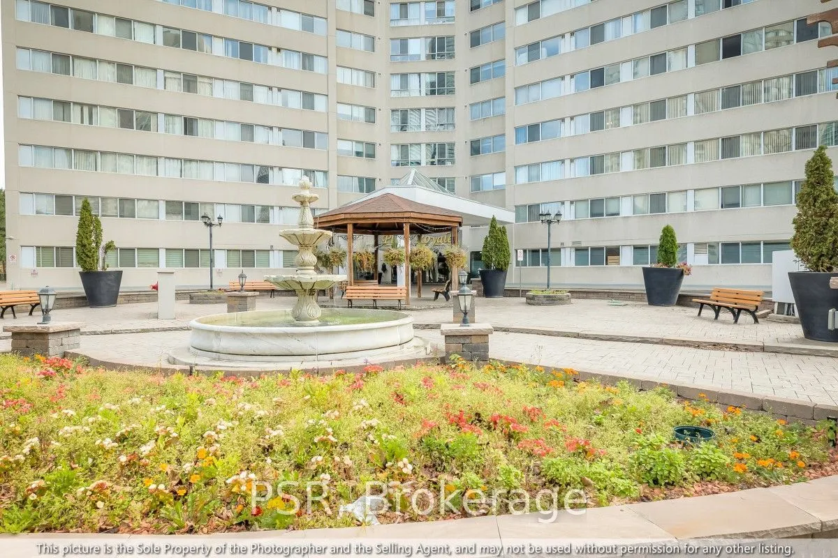 3695 Kaneff Crescent, Unit 612 — photo 31
