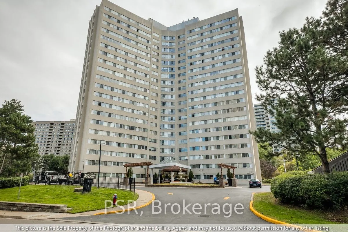 3695 Kaneff Crescent, Unit 612 — photo 32