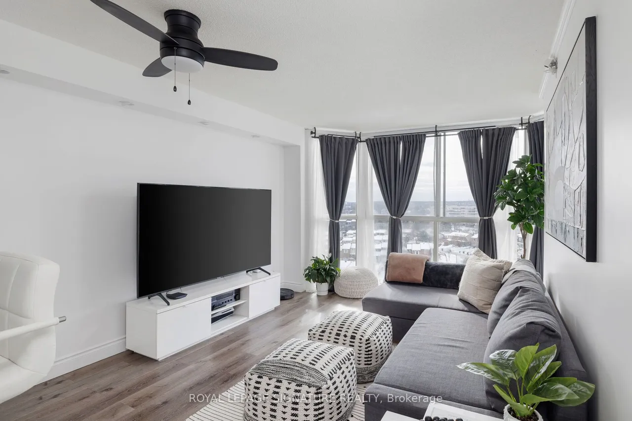 880 Dundas Street W, Unit 909 — photo 2