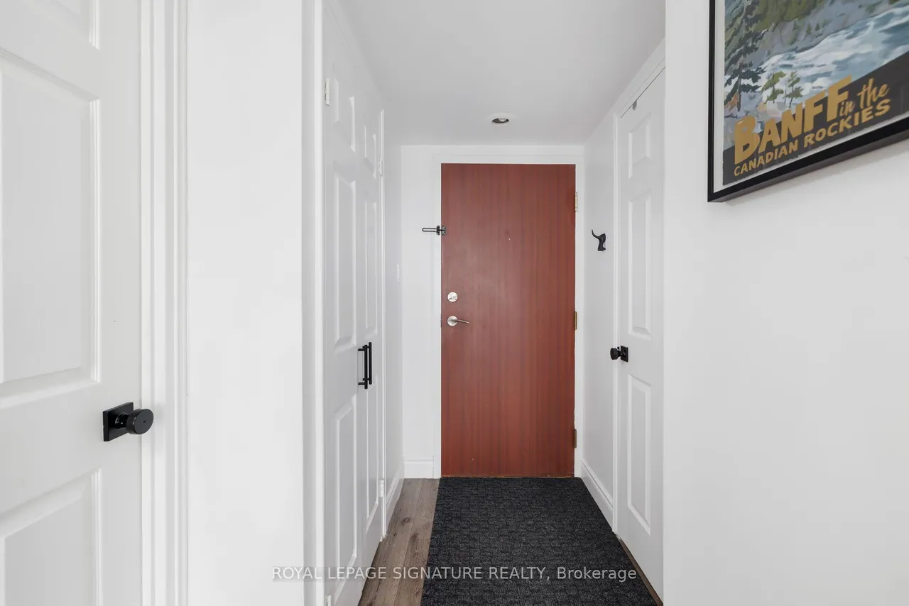880 Dundas Street W, Unit 909 — photo 21